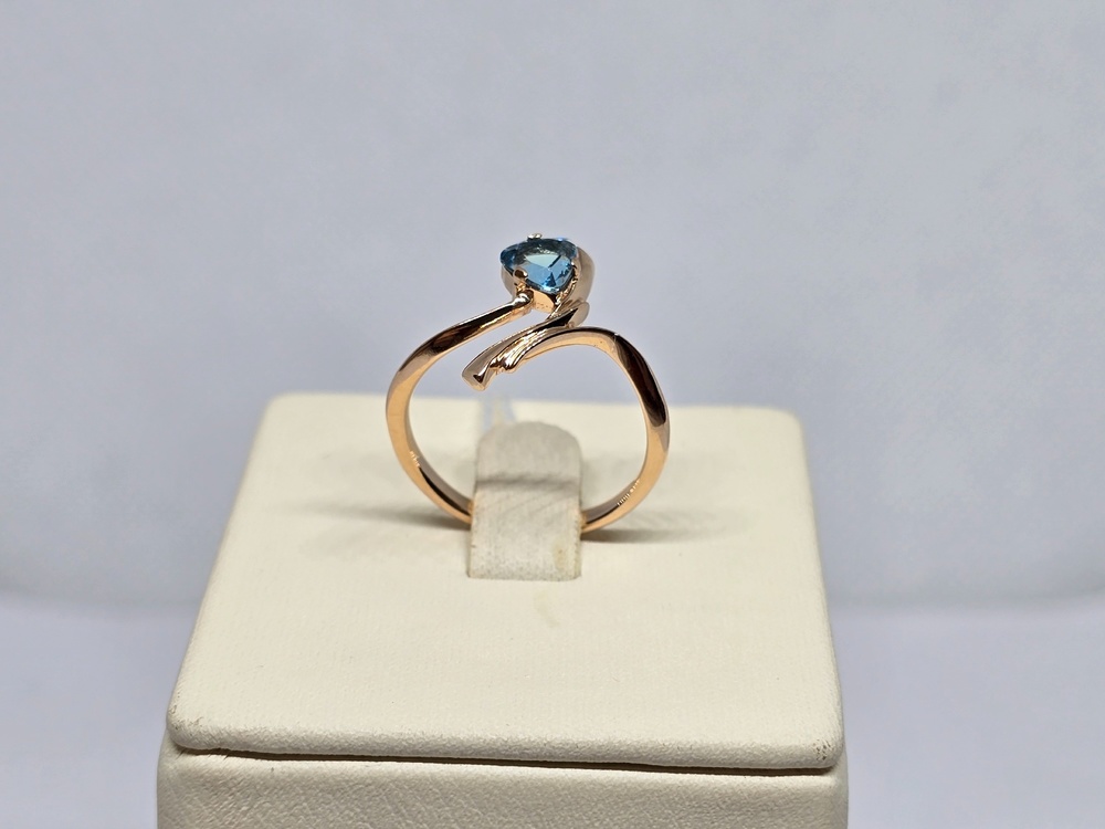 КОЛКМ585 КОЛЬЦО С КАМНЕМ (Au 585)