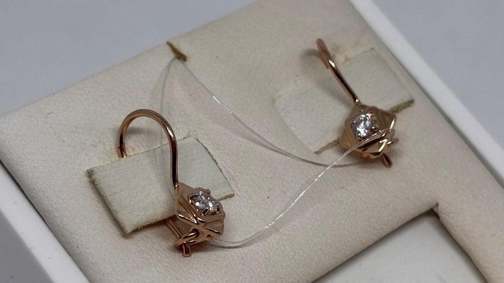 СЕРЬГИ ПЕТЕЛЬКА с камнем (Au 585)