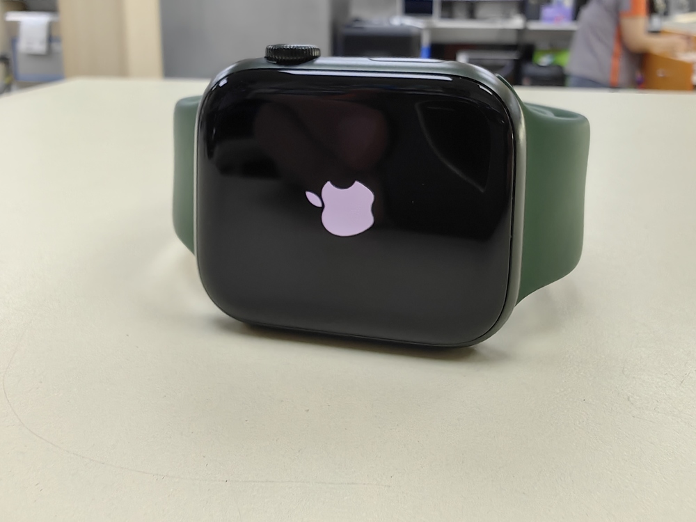 Смарт-часы Apple Watch Series 7 45mm