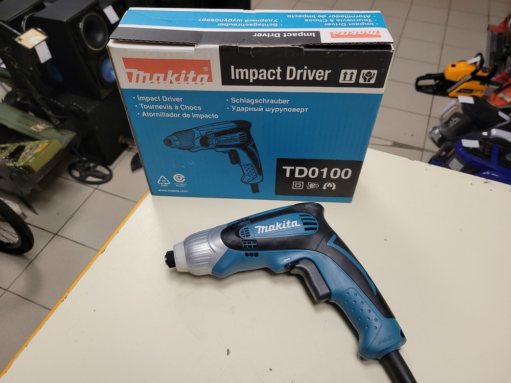 Шуруповерт Makita TD0100