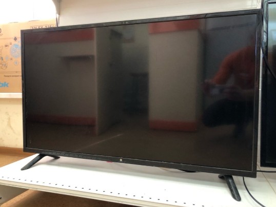 LED Телевизор HI VHIX-40F152MSY