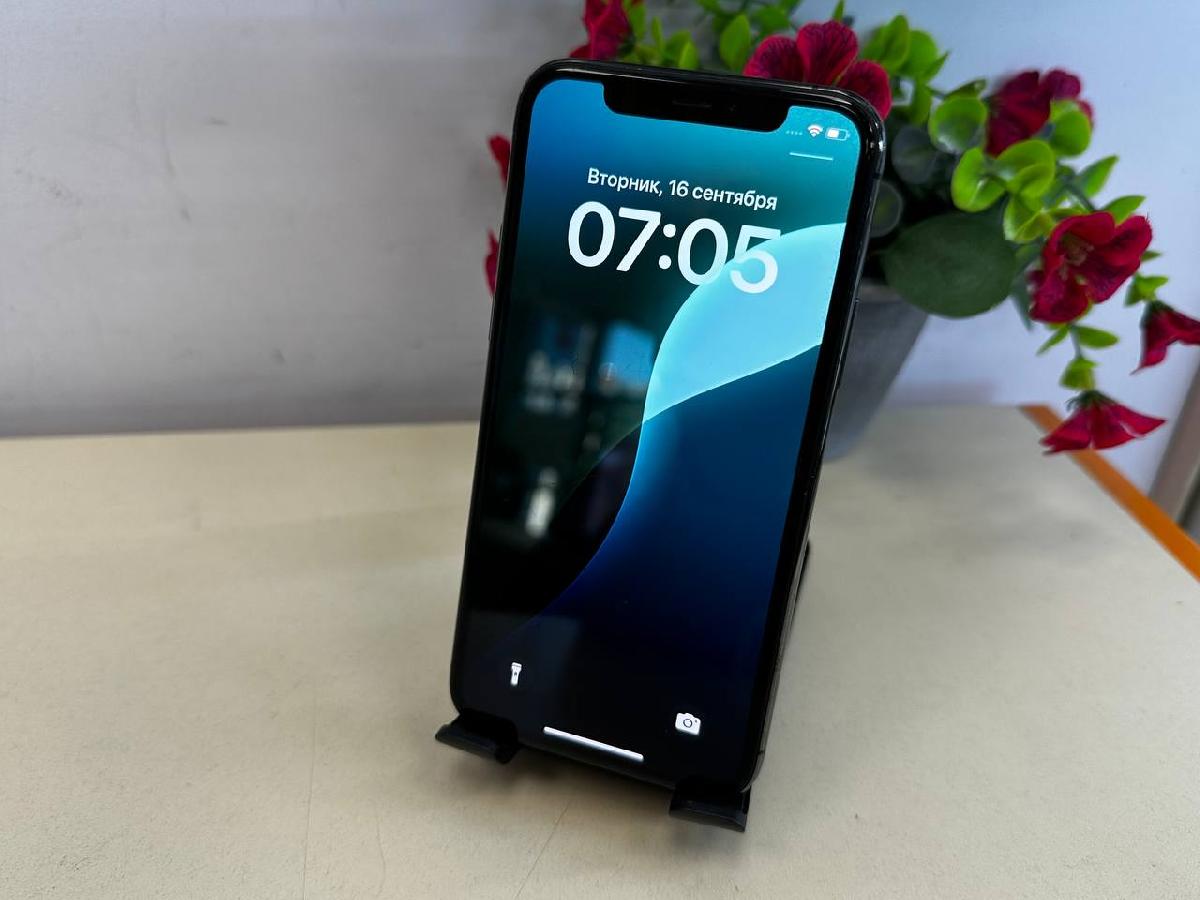 Смартфон Apple iPhone 11 Pro 64Gb