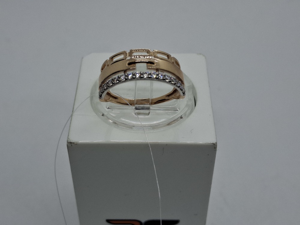 01-118235 КОЛЬЦО С КАМНЯМИ (Au 585)