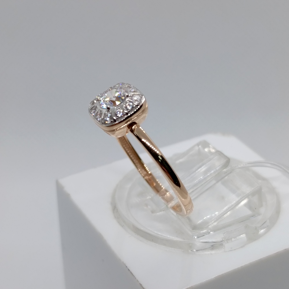 КОЛЬЦО С КАМНЯМИ (Au 585)