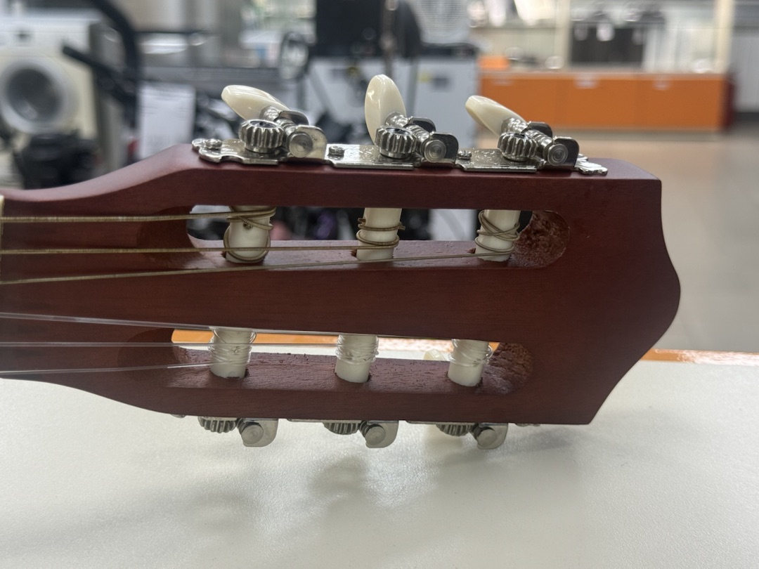 Гитара акустическая Belucci BC3825 SB
