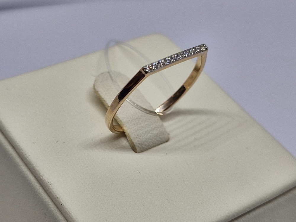 КОЛЬЦО С КАМНЯМИ (Au 585)