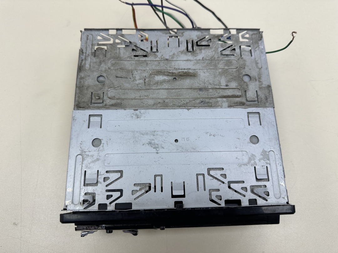 Автомагнитола Pioneer DEH-8400BT