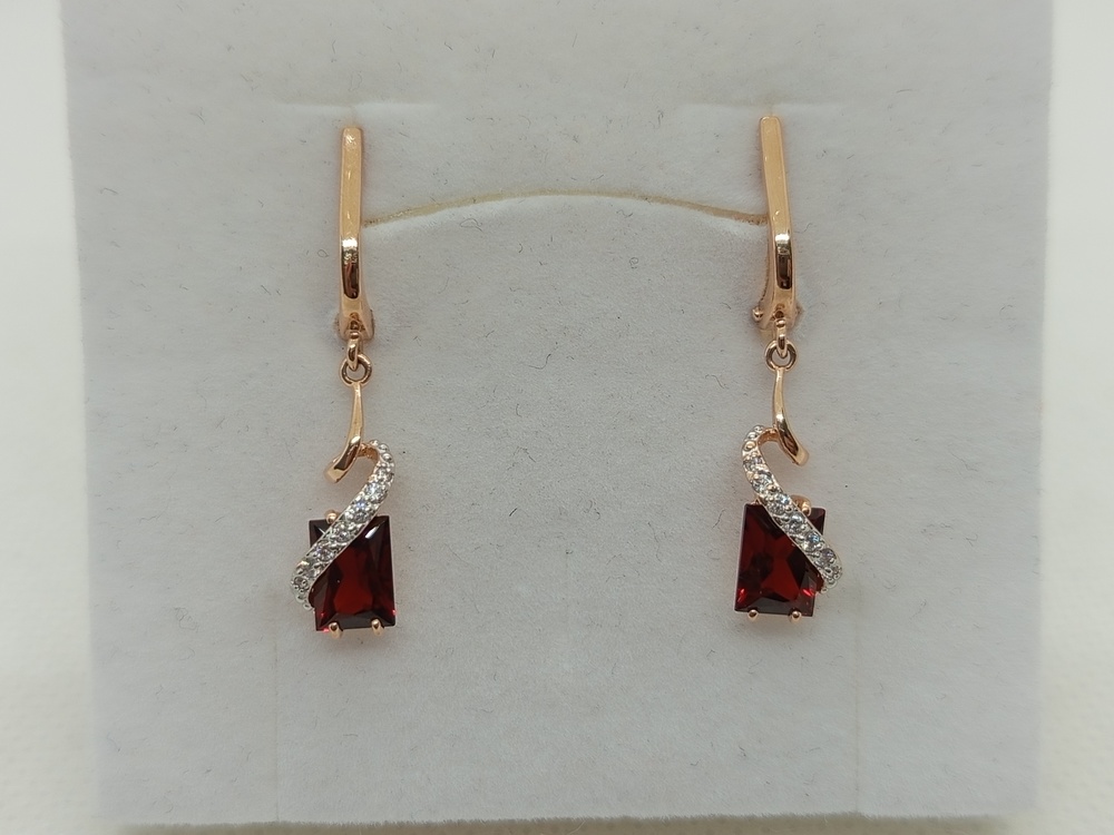 СКМИ585 СЕРЬГИ С КАМНЯМИ (Au 585)