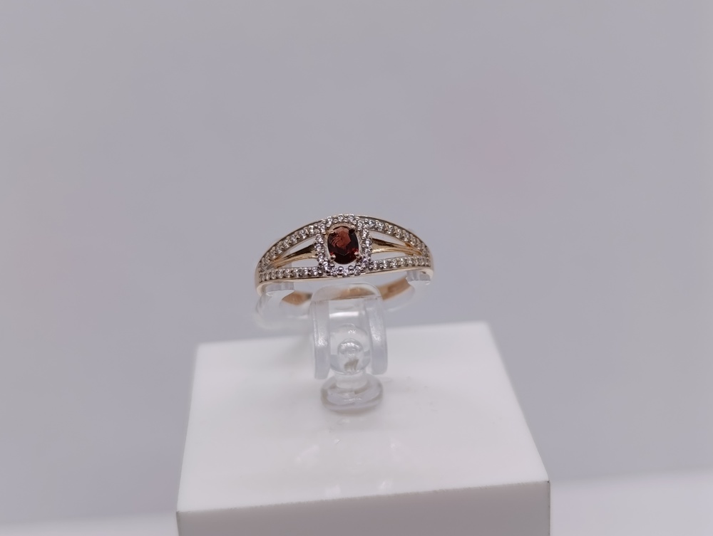 КОЛКМИ585 КОЛЬЦО С КАМНЯМИ (Au 585)