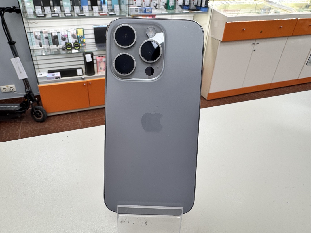 Смартфон Apple Iphone 15 Pro 256Gb