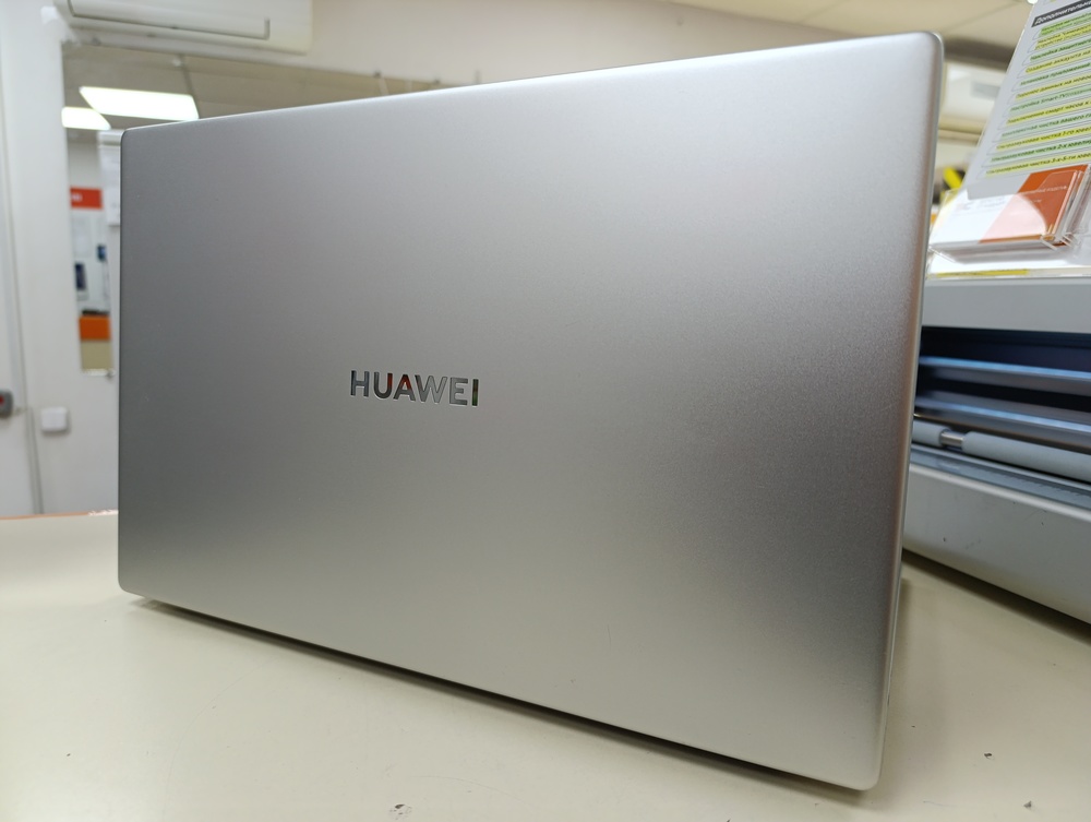 Ноутбук Huawei; I3-1115G4, Intel UHD Graphics, 8 Гб, 240 Гб, Нет