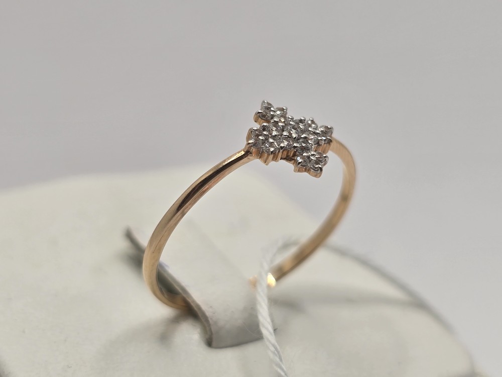 КОЛЬЦО С КАМНЯМИ (Au 585)