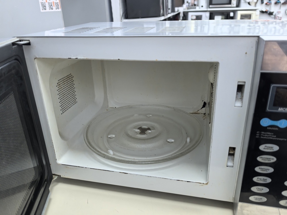 Микроволновая печь Vitek VT-1660