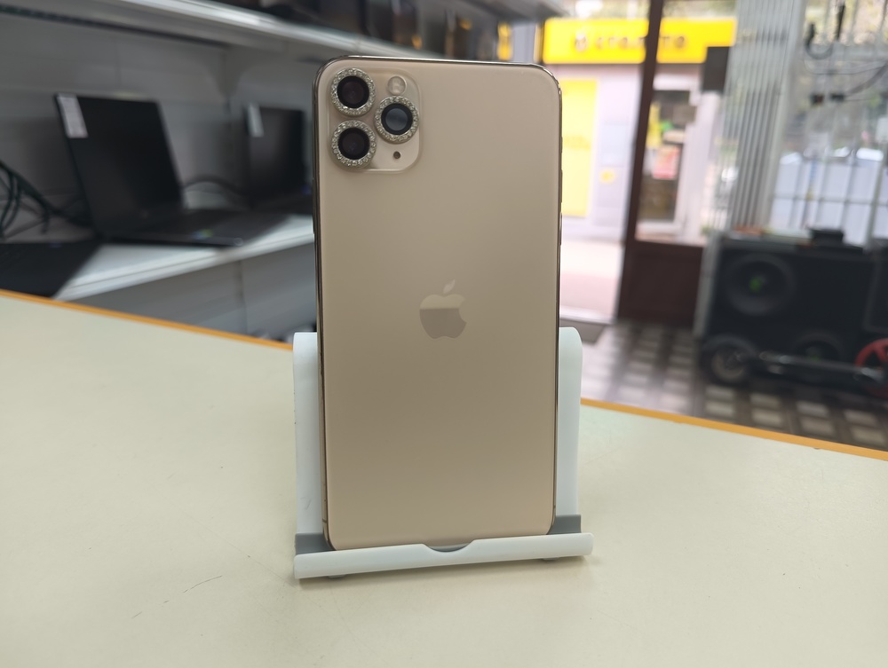 Смартфон Apple iPhone 11 Pro Max 64Gb
