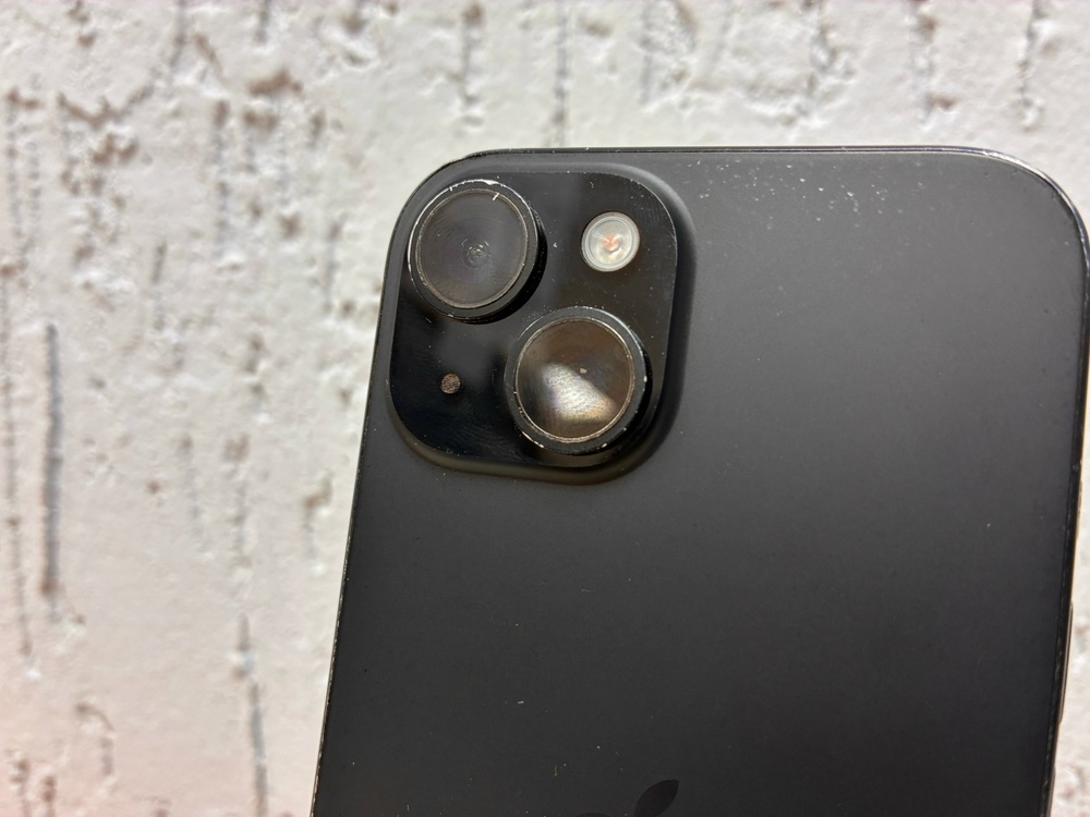 Смартфон Apple Iphone 15 128Gb