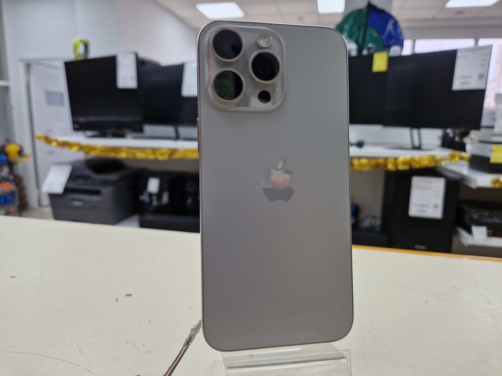Смартфон Apple iPhone 15 Pro Max 256Gb