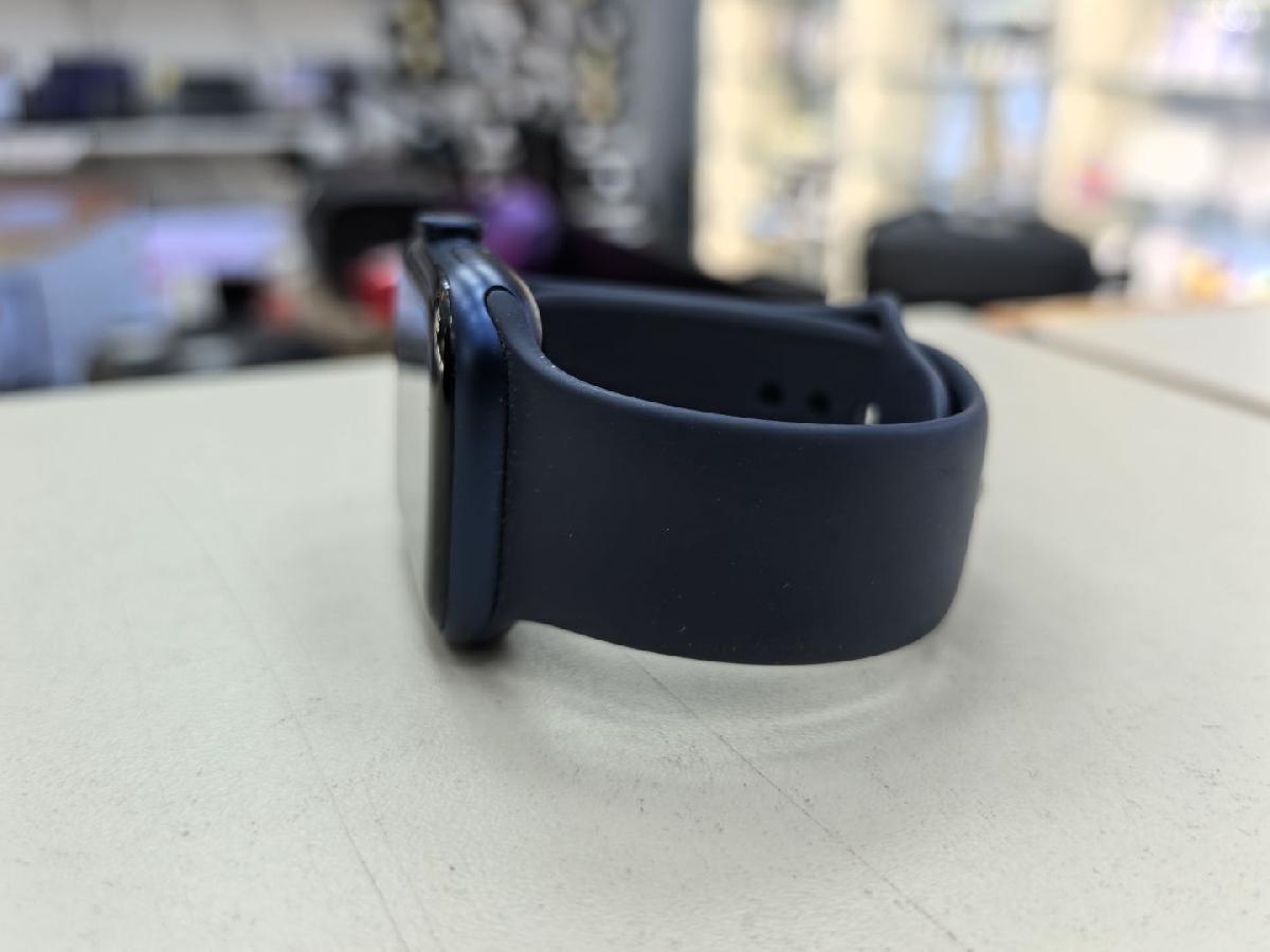 Смарт-часы Apple Watch Series 6 44 мм