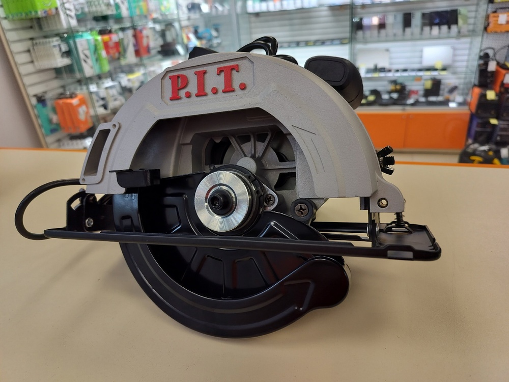 Дисковая пила P.I.T. PKS185-C4