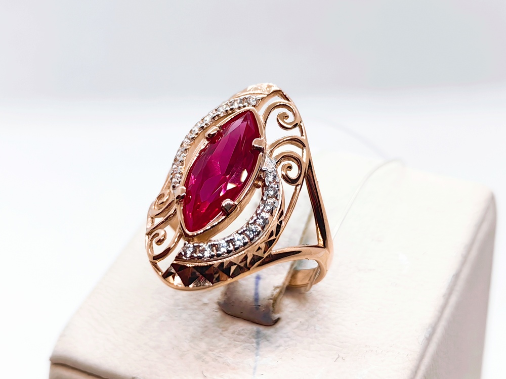 КОЛЬЦО С КАМНЯМИ (Au 585)