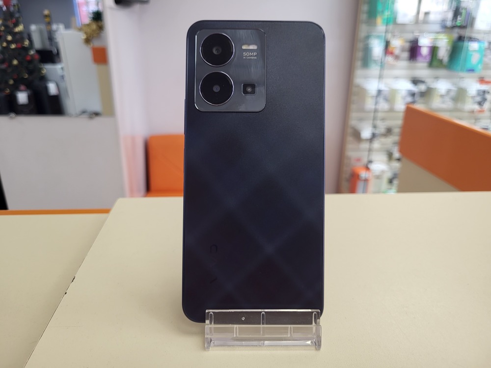 Смартфон Vivo Y35 4/128