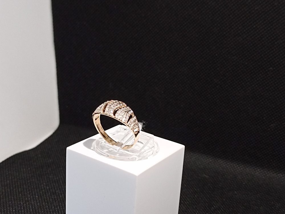 КОЛКМИ585 КОЛЬЦО С КАМНЯМИ (Au 585)