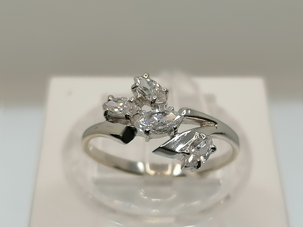 КОЛКМИ585 КОЛЬЦО С КАМНЯМИ (Au 585)