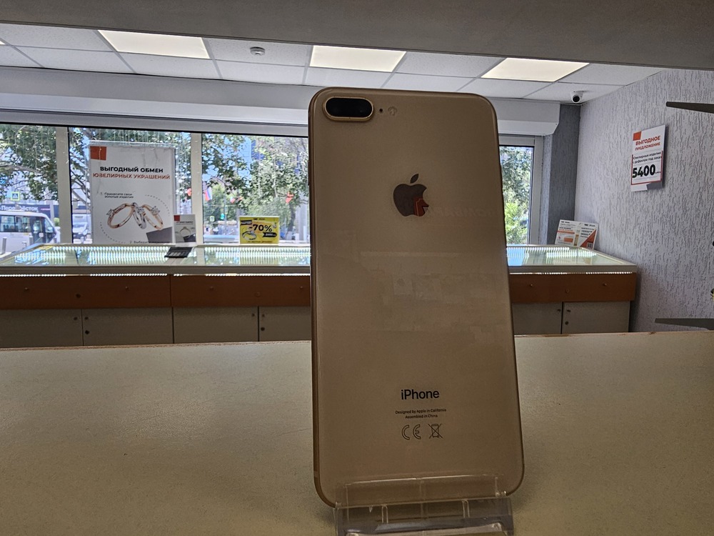 Смартфон Apple iPhone 8 Plus 64Gb