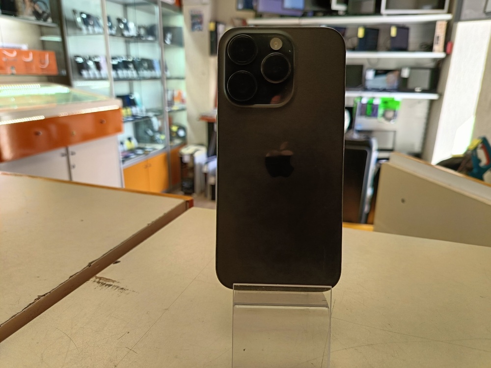 Смартфон Apple Iphone 15 Pro 128Gb