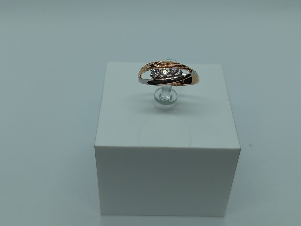 КОЛЬЦО С КАМНЯМИ (Au 585)