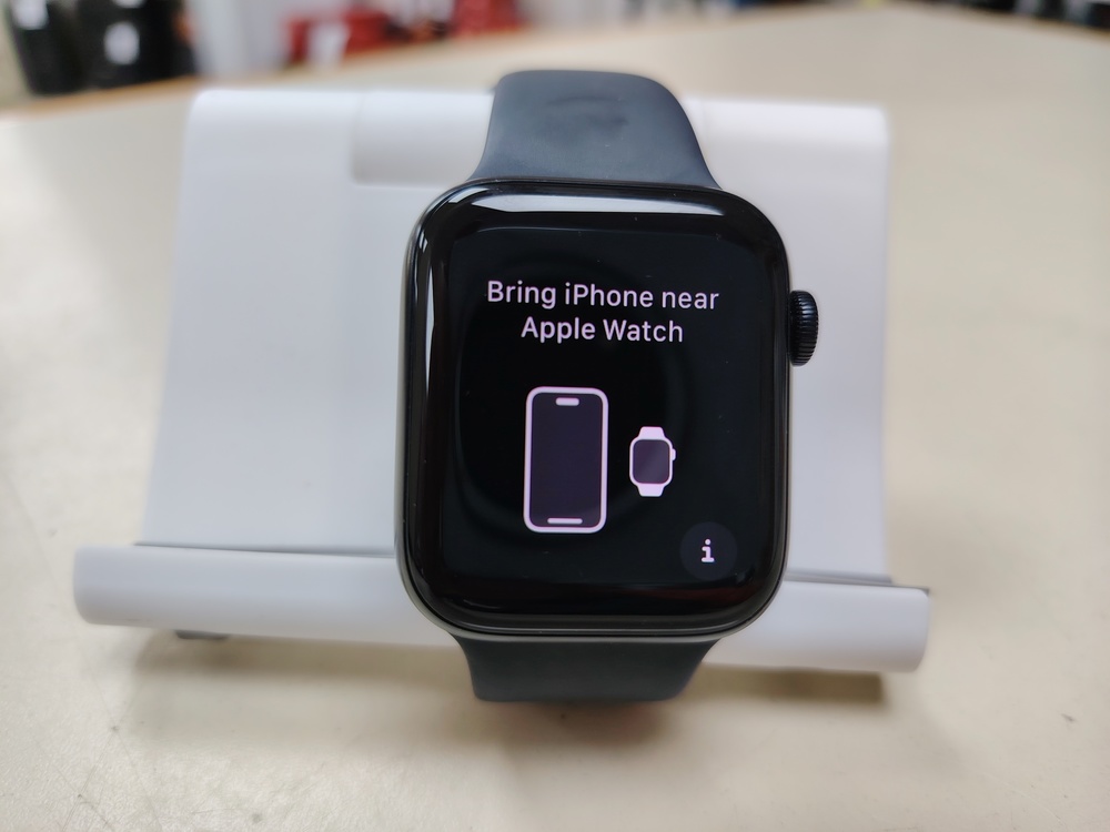 Смарт-часы Apple Watch SE 2022 40mm