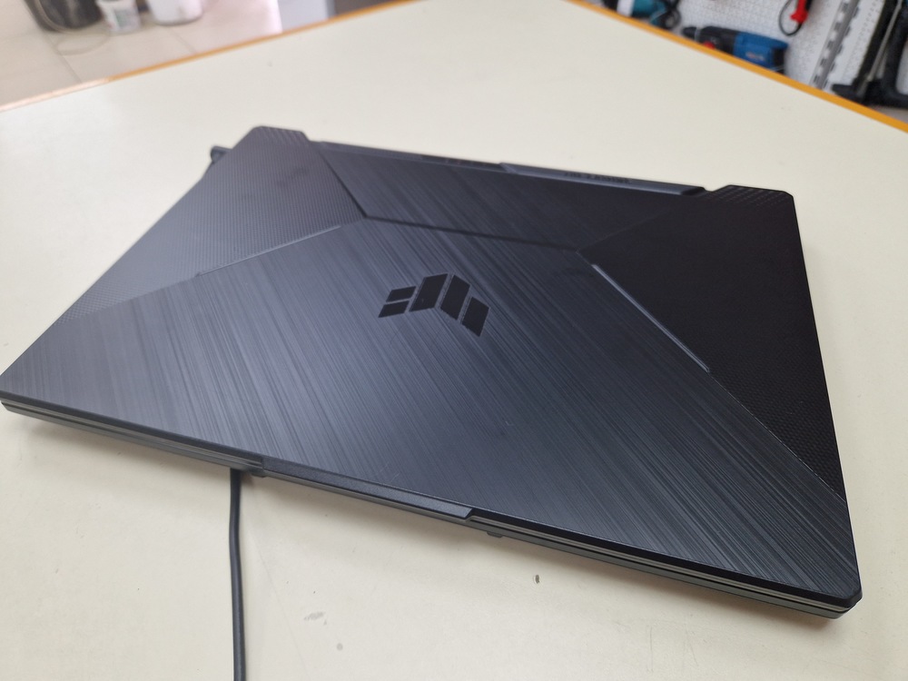 Ноутбук ASUS TUF Gaming A15 FX506IC-HN025; Ryzen 7 4800H, GeForce RTX 3050, 8 Гб, 500 Гб, Нет