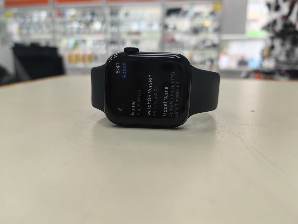 Смарт-часы Apple Watch SE 2022 44mm