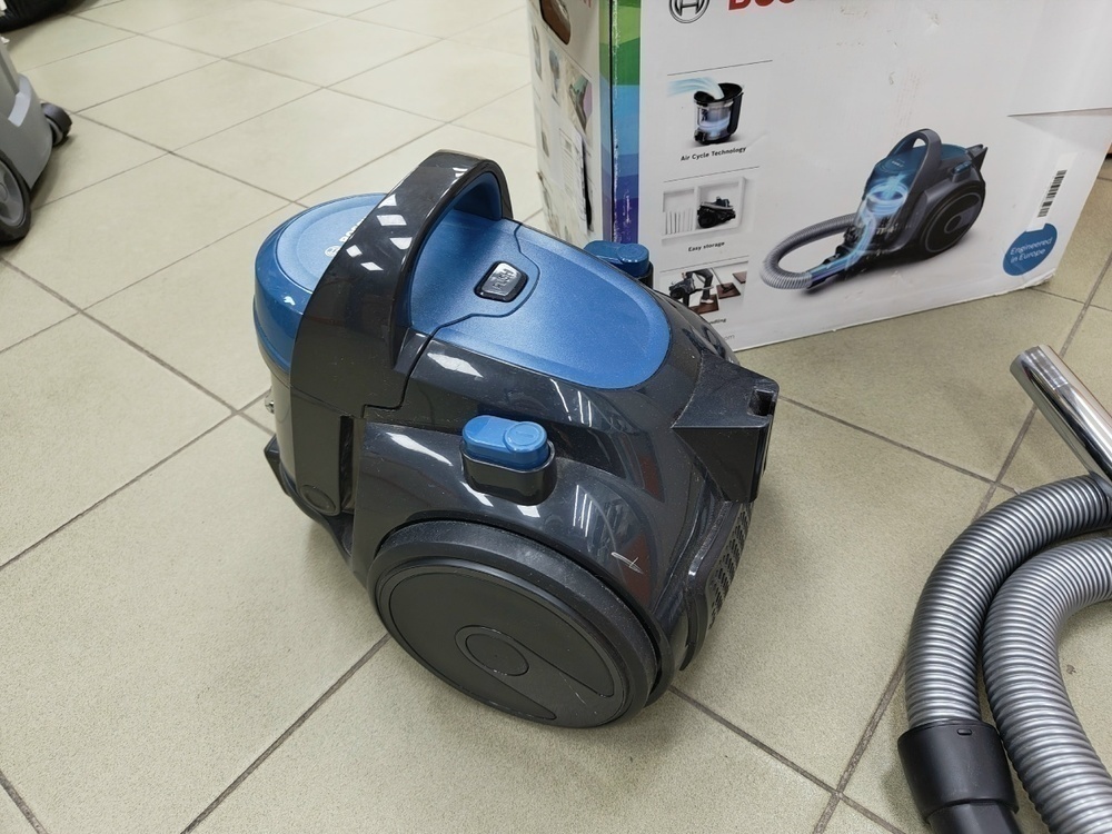 Пылесос Bosch BGS05A220