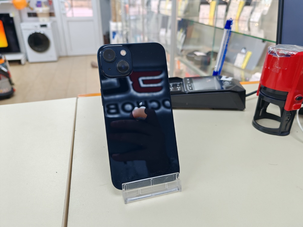 Смартфон Apple iPhone 13 256Gb