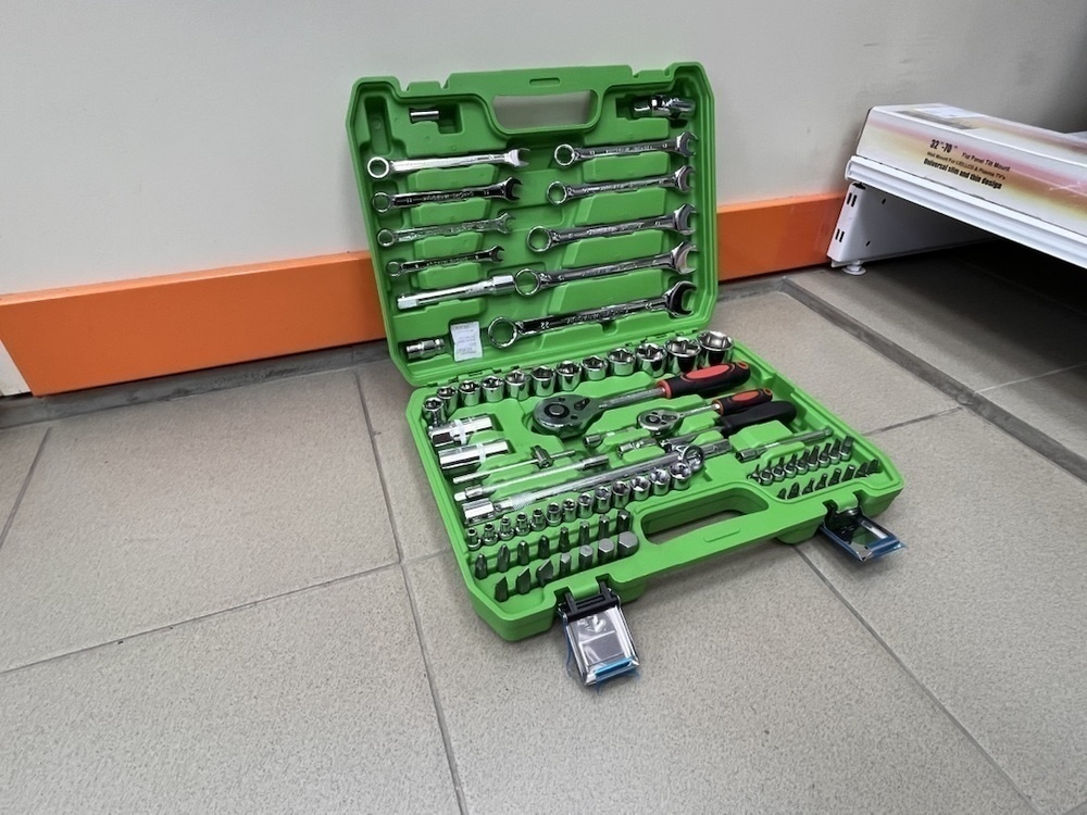 Набор инструментов Prioritet TS-82