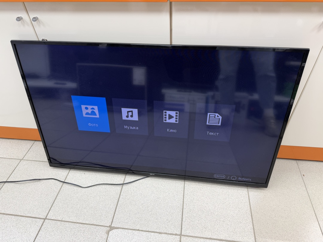 LED Телевизор Dexp F49D7000C