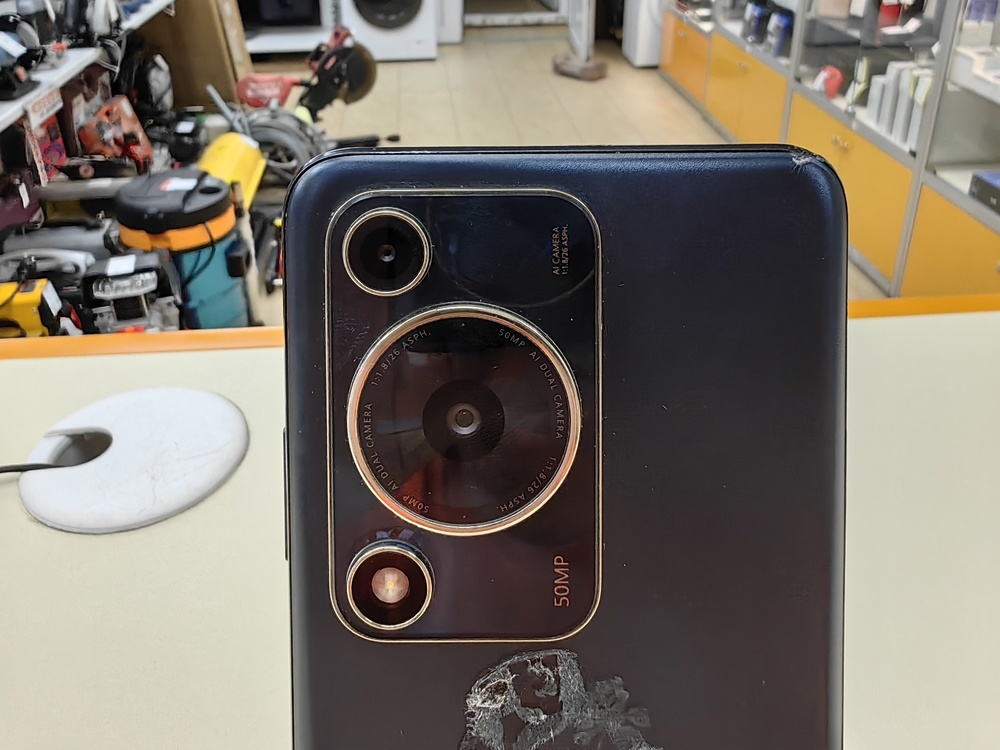 Смартфон Huawei Nova Y72 128Gb