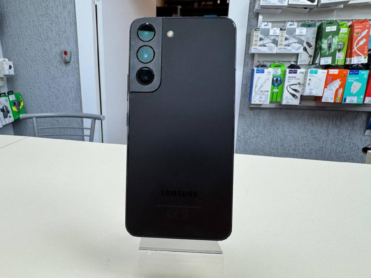 Смартфон Samsung Galaxy S22 8/128