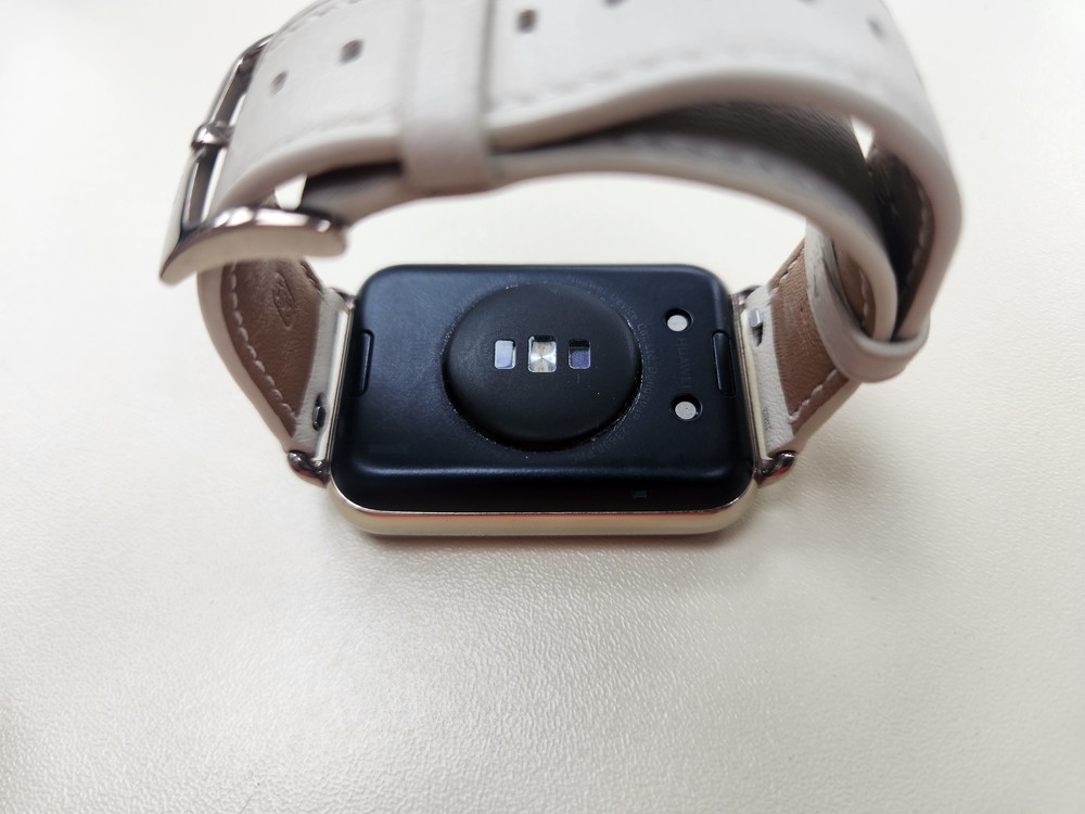 Смарт-часы Huawei WATCH FIT 2