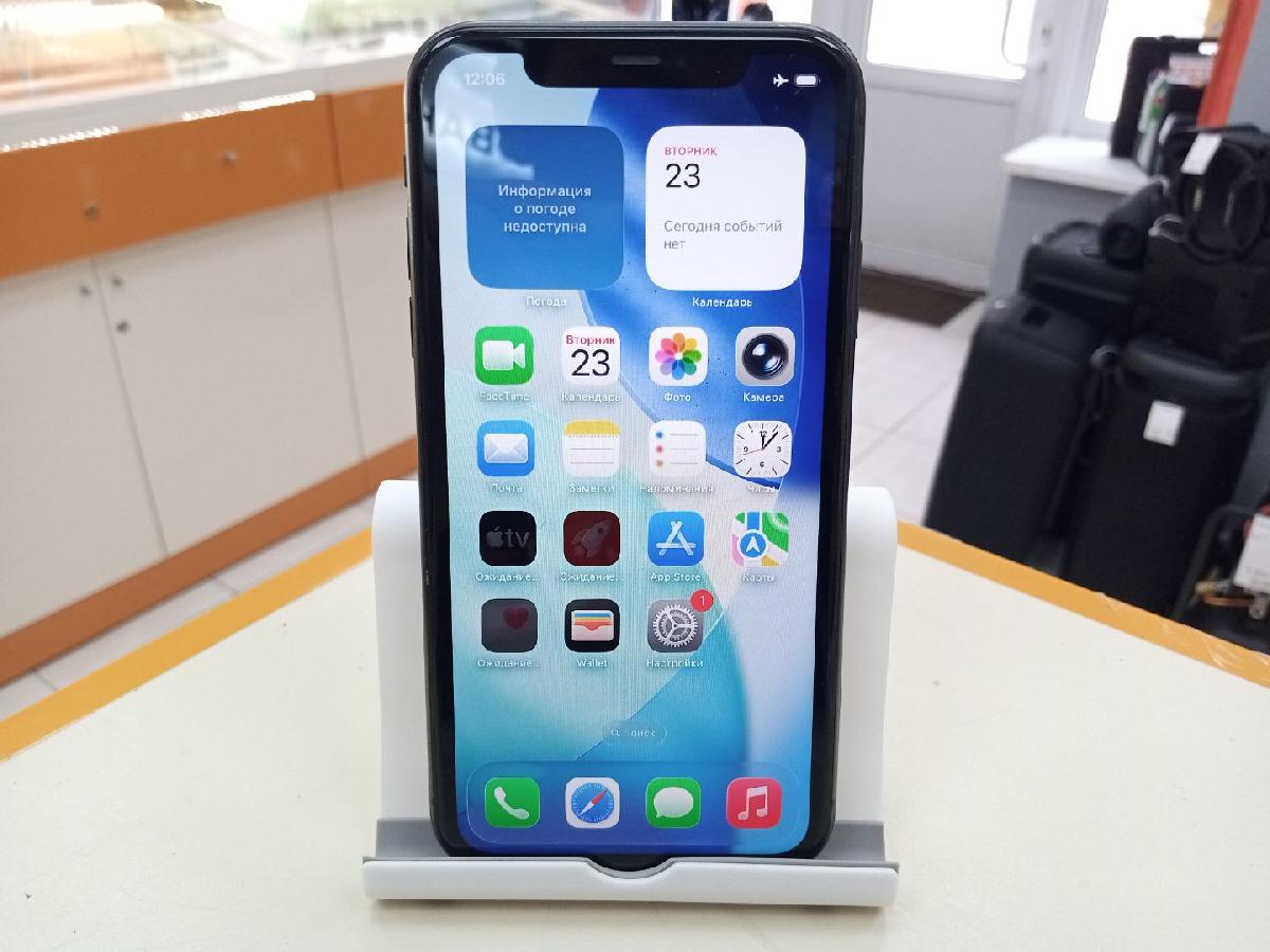Смартфон Apple iPhone 11 64Gb