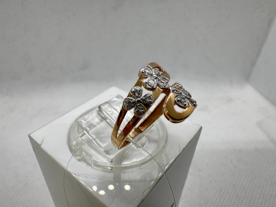 КОЛЬЦО С КАМНЯМИ (Au 585)