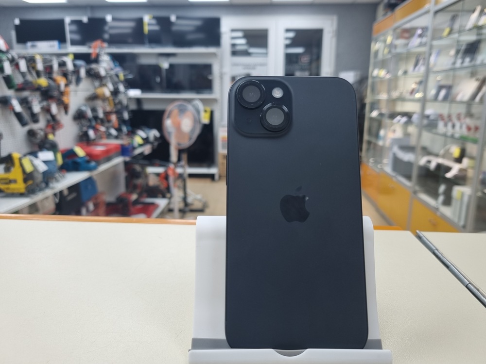 Смартфон Apple Iphone 15 128Gb