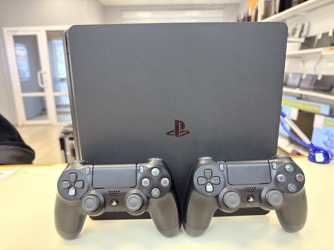 Игровая приставка PlayStation 4 Slim 500GB Игровая приставка PlayStation 4 Slim 500GB