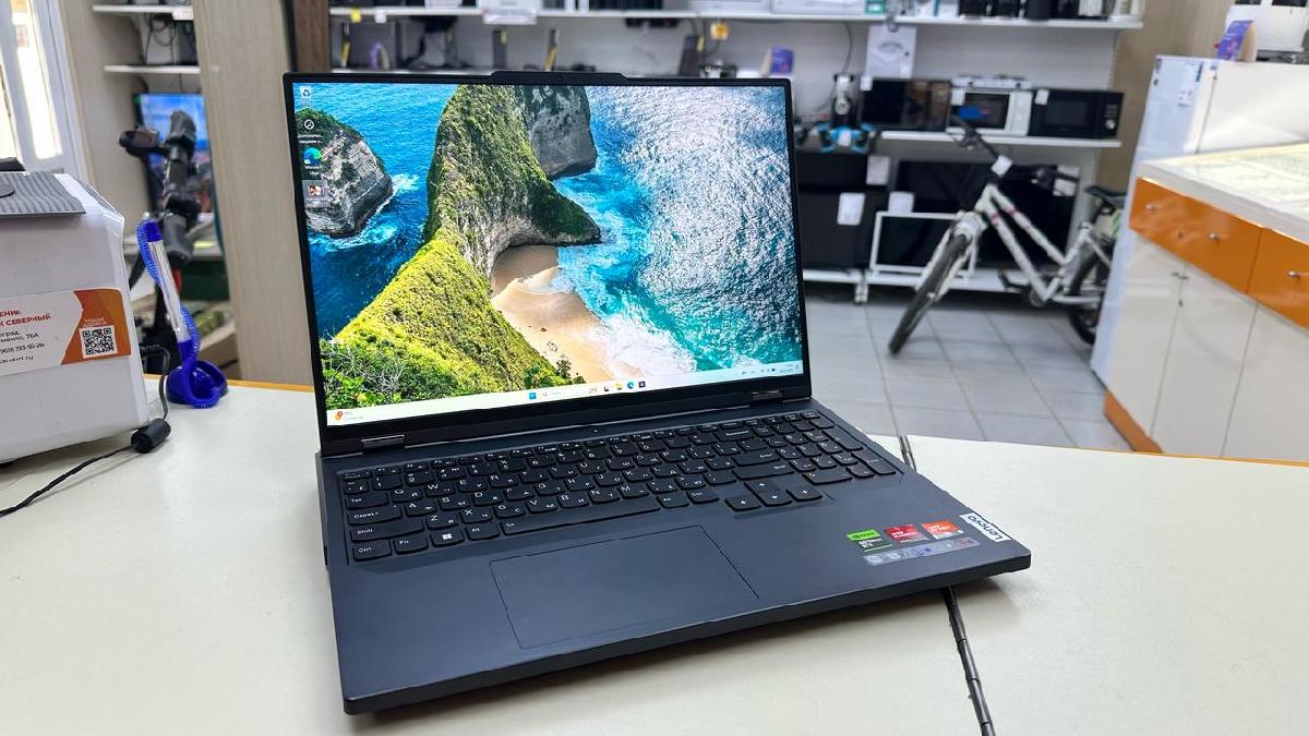 Ноутбук Lenovo; Ryzen 9 7945HX, Geforce RTX 4060, 16 Гб, 1 Tb, Нет
