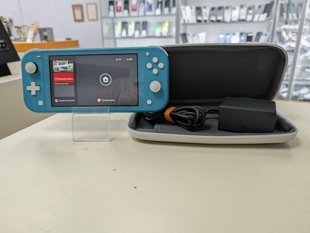 Игровая приставка Nintendo Switch Lite
