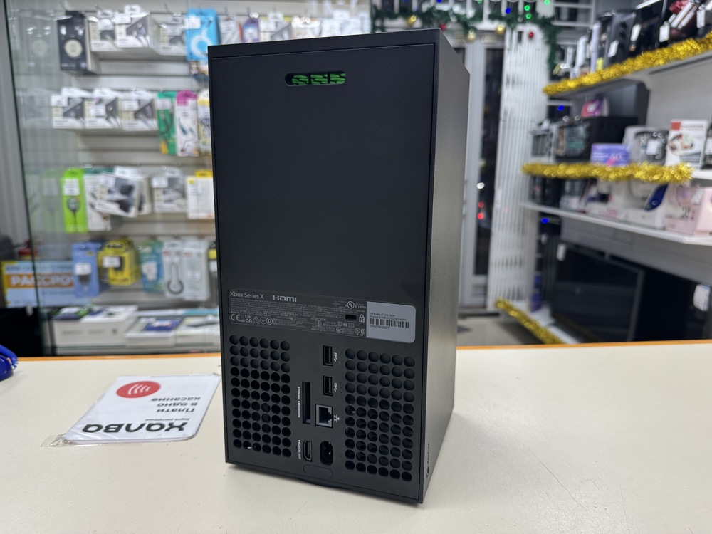 Игровая приставка Xbox Series X 1Tb