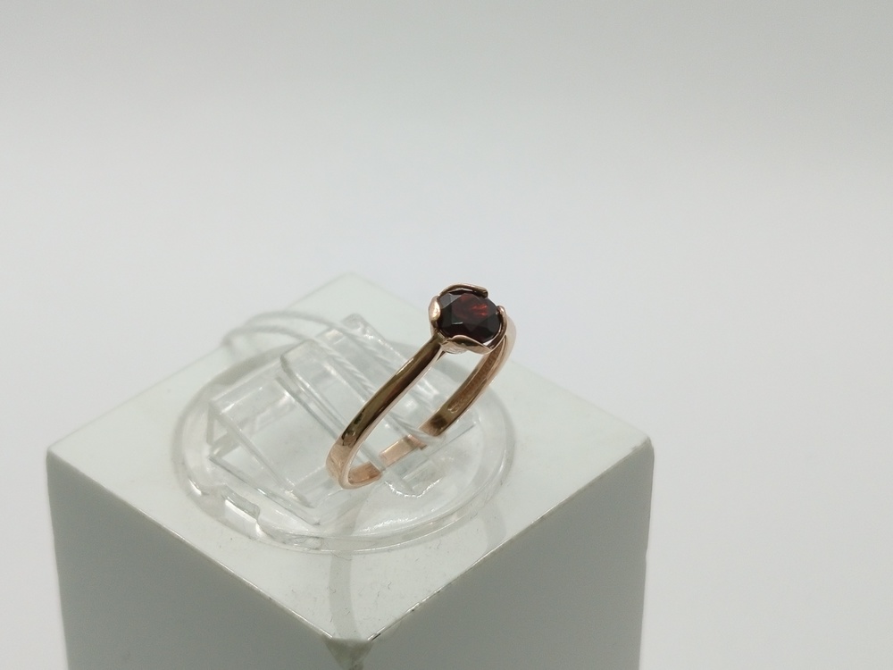 КОЛКМ585 КОЛЬЦО С КАМНЕМ (Au 585)