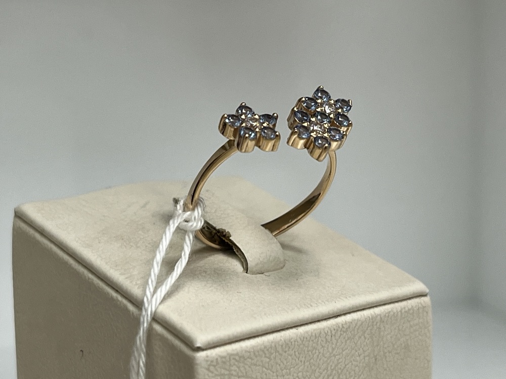 КОЛЬЦО С КАМНЯМИ (Au 585)