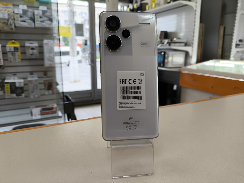 Смартфон Xiaomi Redmi Note 13 Pro+ 8/256
