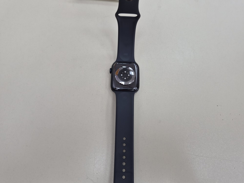 Смарт-часы Apple Watch Series 7 45mm